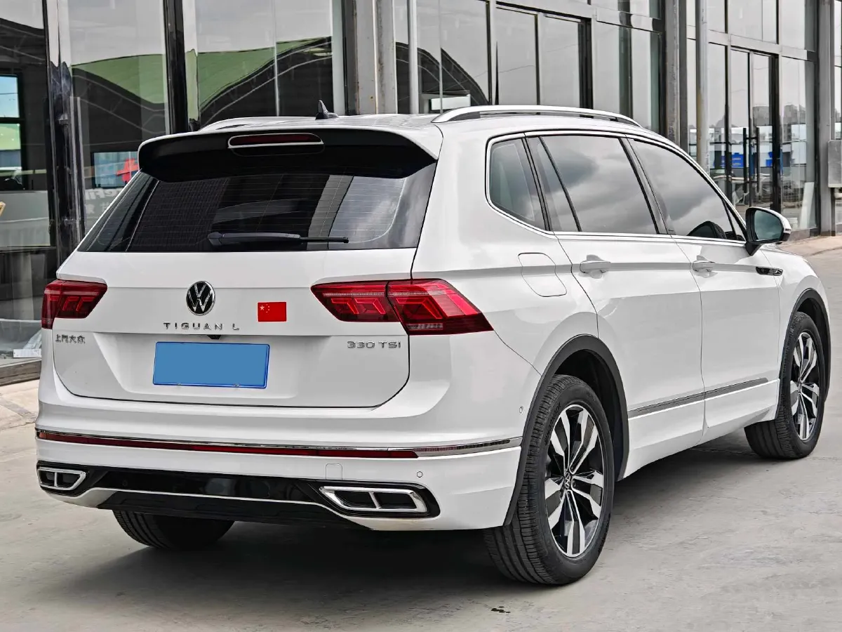 2023 Volkswagen Tiguan L 2.0T 186HP L4 7DCT,autocango,china used car exporter,china ev exporter,chinese used car exporter,chinese used ev exporter