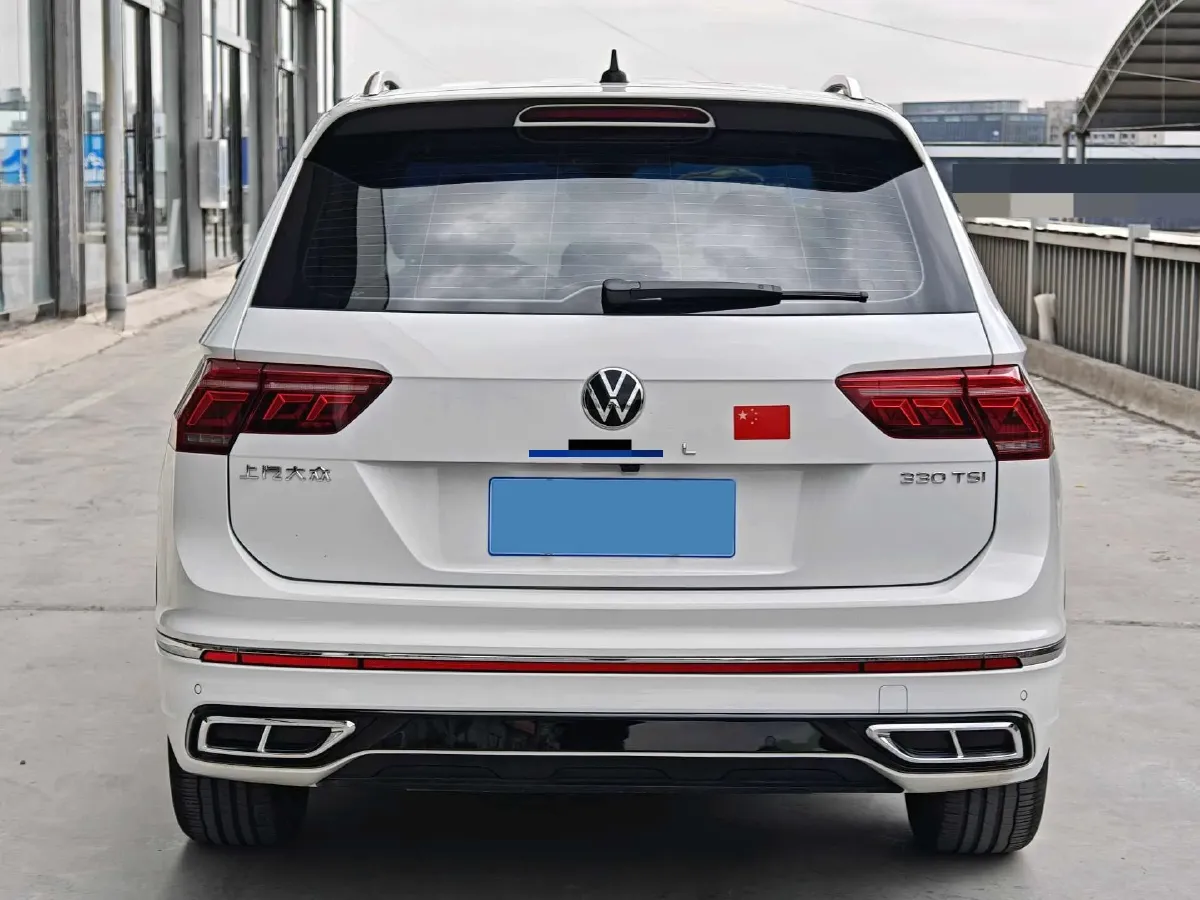 2023 Volkswagen Tiguan L 2.0T 186HP L4 7DCT,autocango,china used car exporter,china ev exporter,chinese used car exporter,chinese used ev exporter