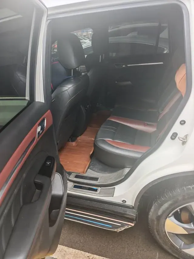 2020 GAC Trumpchi GS8 2.0T 252HP L4 6AT,autocango,china used car exporter,china ev exporter,chinese used car exporter,chinese used ev exporter