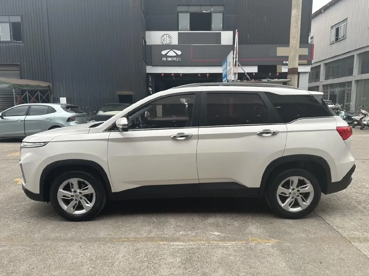 2018 BaoJun 530 1.5T 150HP L4 6MT,autocango,china used car exporter,china ev exporter,chinese used car exporter,chinese used ev exporter