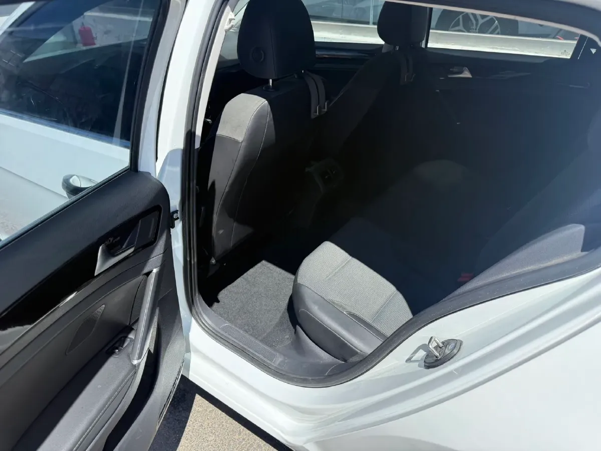 2018 Volkswagen Golf 1.4T 131HP L4 7DCT,autocango,china used car exporter,china ev exporter,chinese used car exporter,chinese used ev exporter