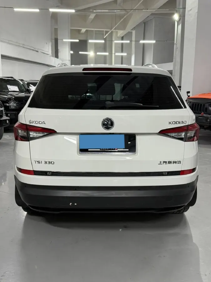 2017 Skoda Kodiak 1.8T 180HP L4 7DCT,autocango,china used car exporter,china ev exporter,chinese used car exporter,chinese used ev exporter