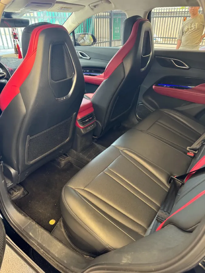 2023 HongQi HS3 1.5T 169HP L4 1DHT Hybrid 1.83KWH,autocango,china used car exporter,china ev exporter,chinese used car exporter,chinese used ev exporter