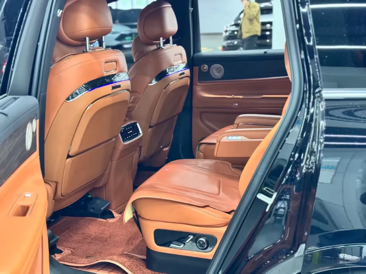 2024 AITO AITO M9 1.5T 152HP L4 REEV 42KWH,autocango,china used car exporter,china ev exporter,chinese used car exporter,chinese used ev exporter