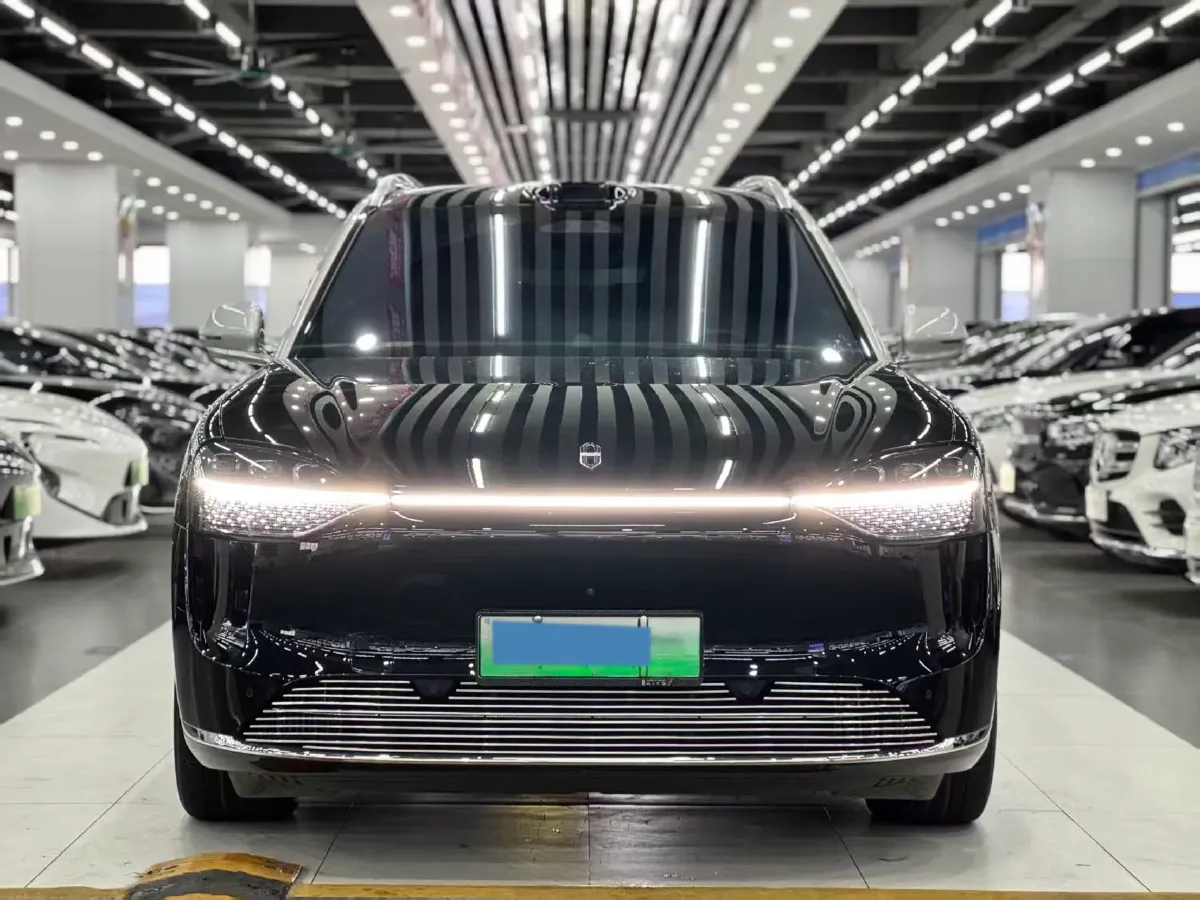 2024 AITO AITO M9 1.5T 152HP L4 REEV 42KWH,autocango,china used car exporter,china ev exporter,chinese used car exporter,chinese used ev exporter