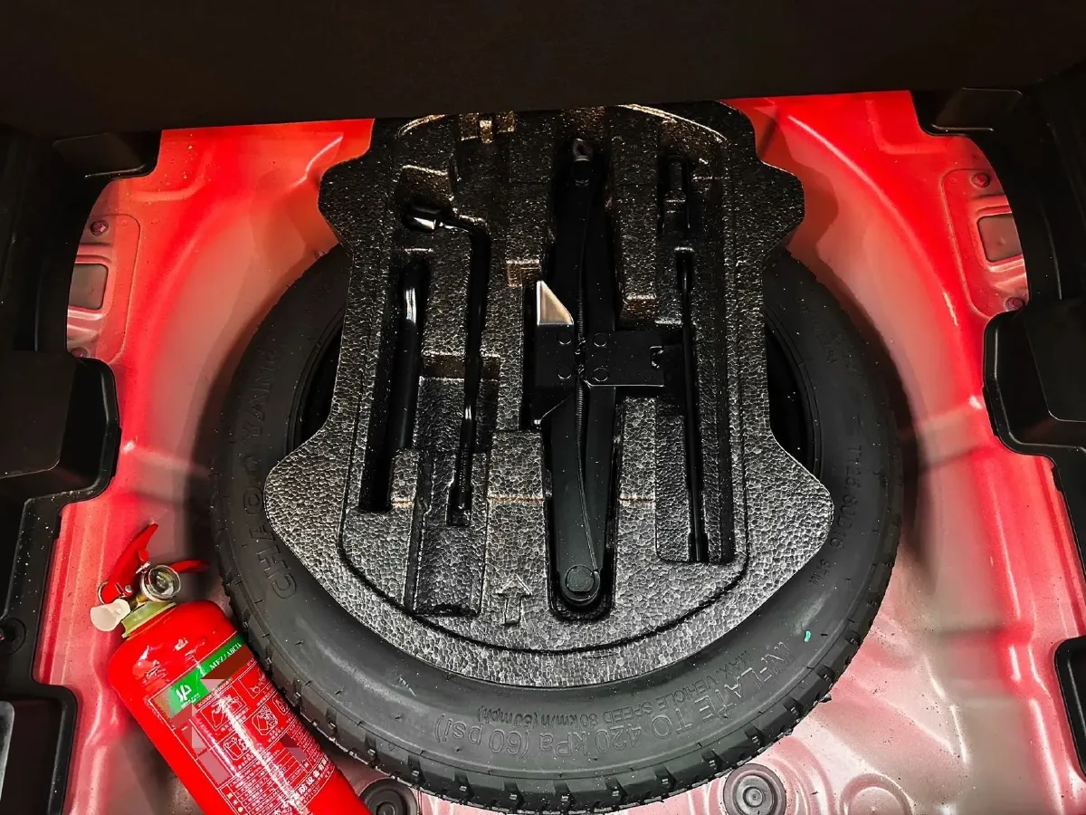 2021 Geely Coolray 1.4T 141HP L4 6DCT,autocango,china used car exporter,china ev exporter,chinese used car exporter,chinese used ev exporter