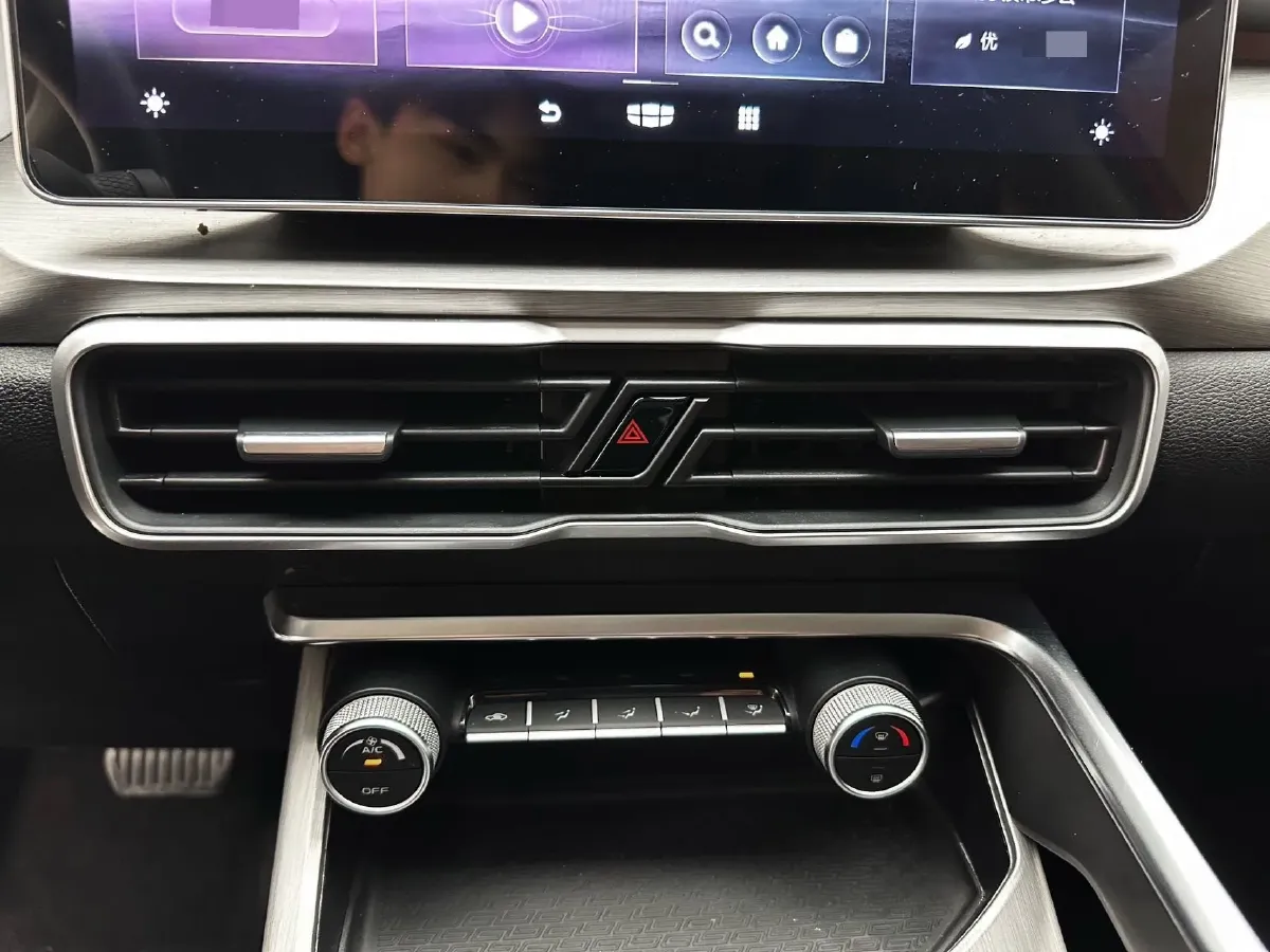 2021 Geely Coolray 1.4T 141HP L4 6DCT,autocango,china used car exporter,china ev exporter,chinese used car exporter,chinese used ev exporter