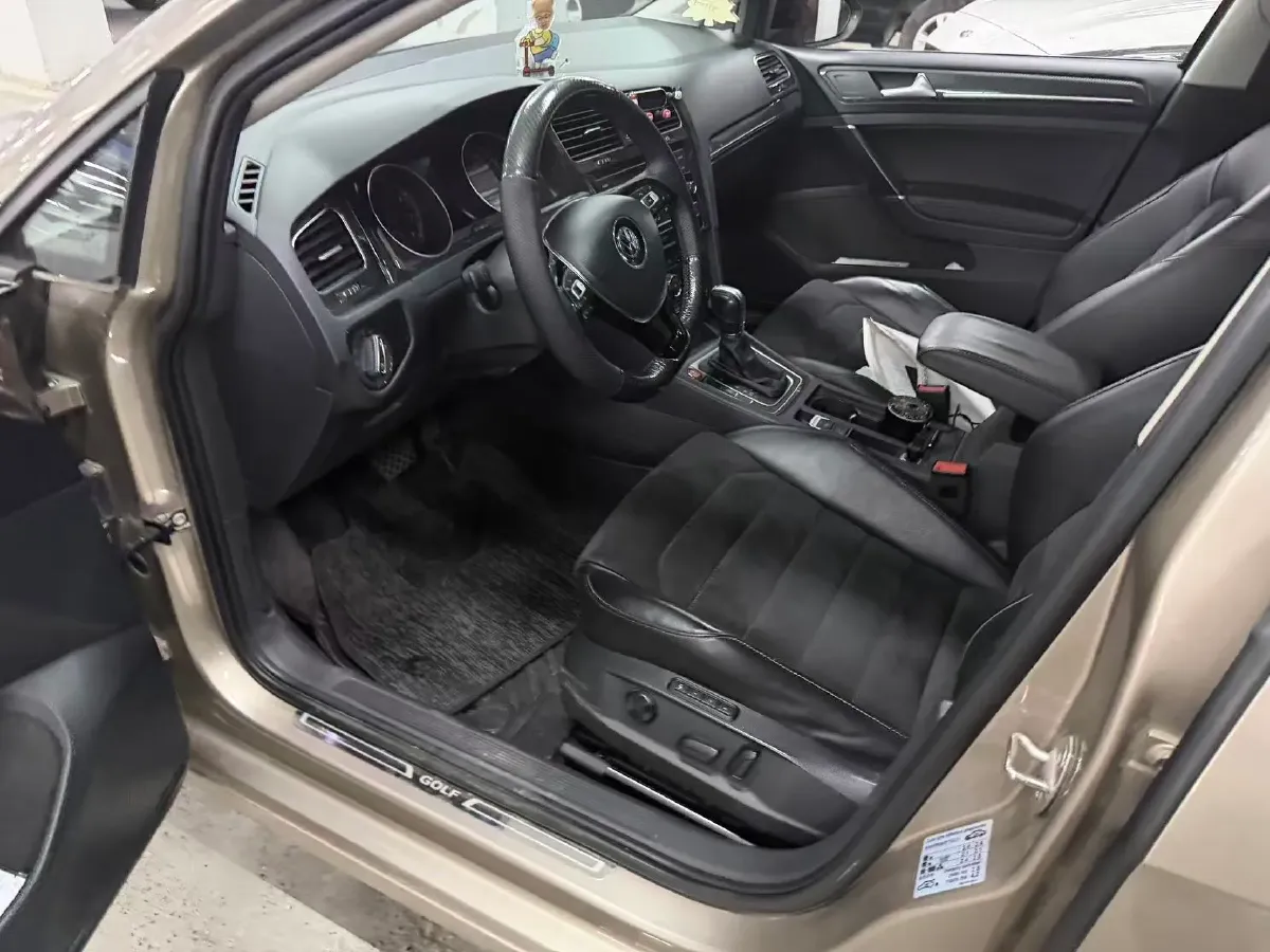 2018 Volkswagen Golf 1.4T 131HP L4 7DCT,autocango,china used car exporter,china ev exporter,chinese used car exporter,chinese used ev exporter