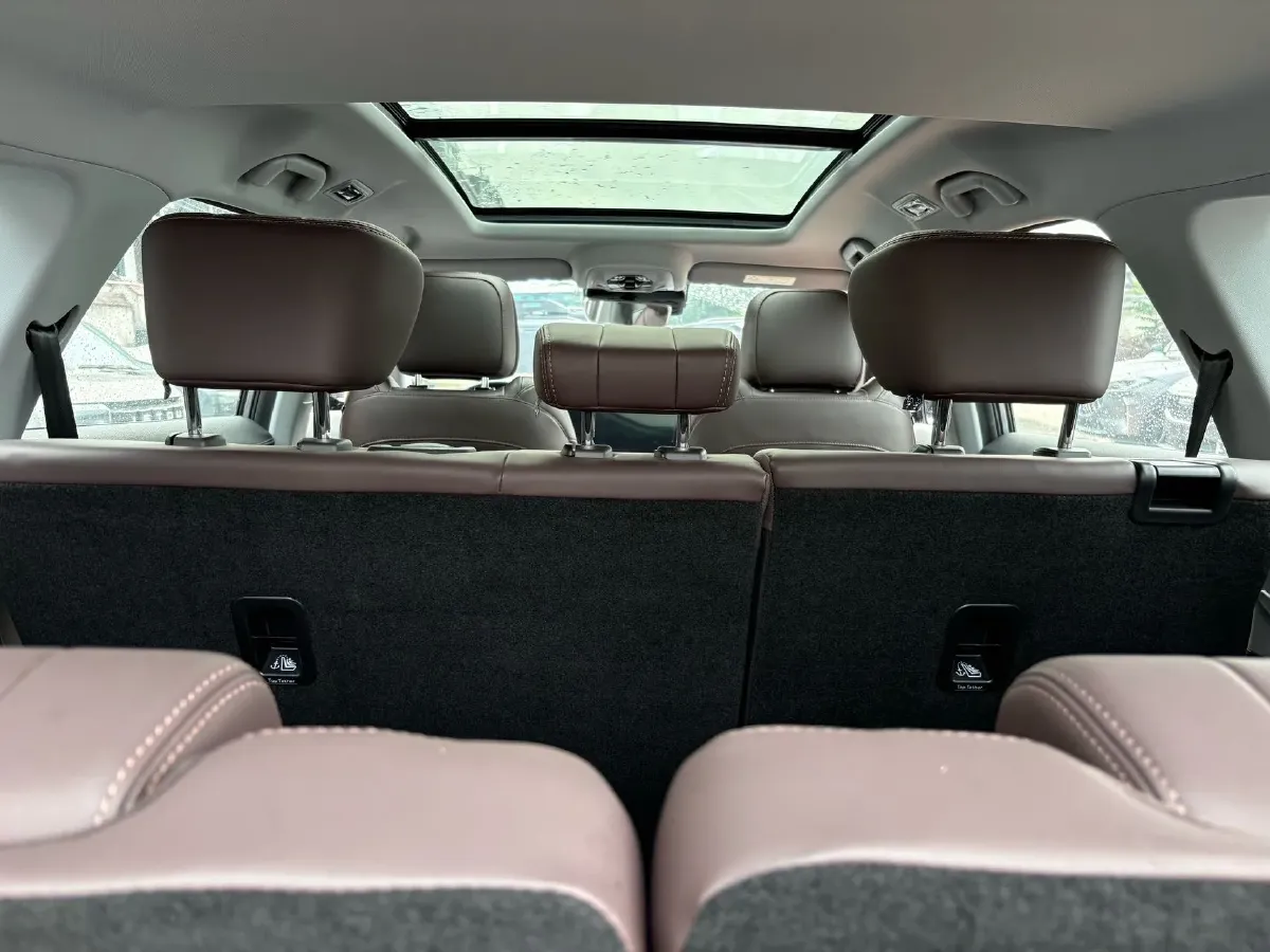 2024 Chery Tiggo 8 PRO 1.6T 197HP L4 7DCT,autocango,china used car exporter,china ev exporter,chinese used car exporter,chinese used ev exporter