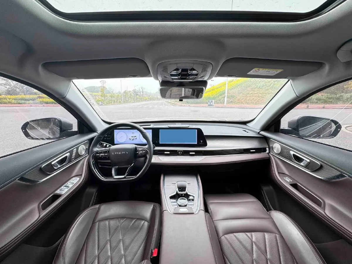 2024 Chery Tiggo 8 PRO 1.6T 197HP L4 7DCT,autocango,china used car exporter,china ev exporter,chinese used car exporter,chinese used ev exporter