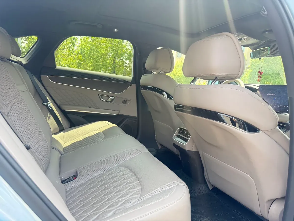 2024 BYD Han 1.5T 139HP L4 E-CVT PHEV 18.316KWH,autocango,china used car exporter,china ev exporter,chinese used car exporter,chinese used ev exporter