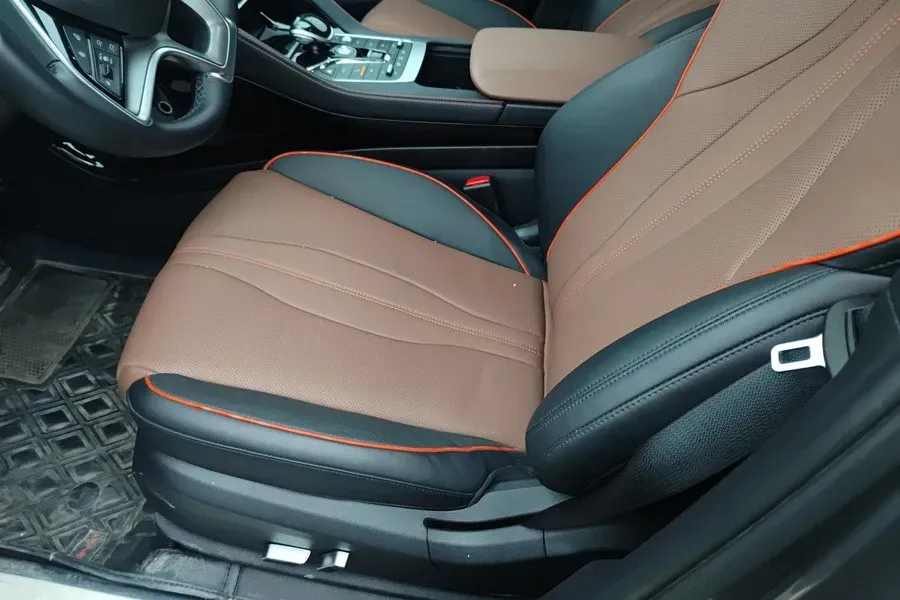 2021 MAXUS G20 2.0T 163HP L4 8AT,autocango,china used car exporter,china ev exporter,chinese used car exporter,chinese used ev exporter