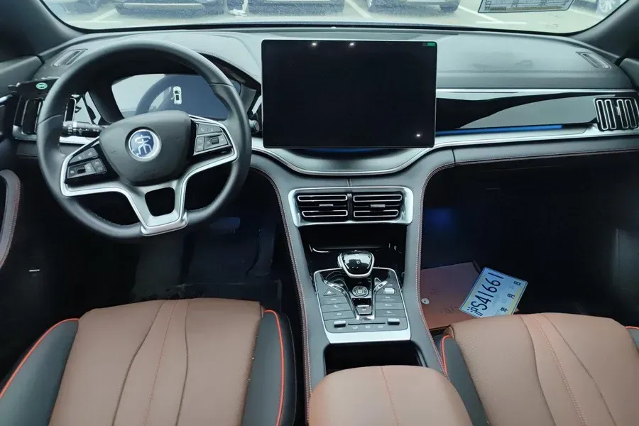 2021 MAXUS G20 2.0T 163HP L4 8AT,autocango,china used car exporter,china ev exporter,chinese used car exporter,chinese used ev exporter