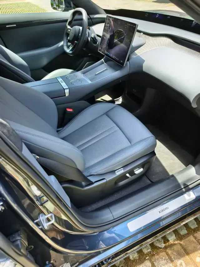 2025 MI YU7 BEV 101.7KWH,autocango,china used car exporter,china ev exporter,chinese used car exporter,chinese used ev exporter