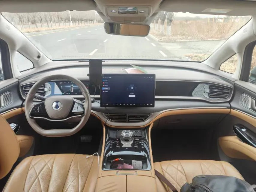 2022 HongQi HS7 3.0T 337HP V6 8AT,autocango,china used car exporter,china ev exporter,chinese used car exporter,chinese used ev exporter