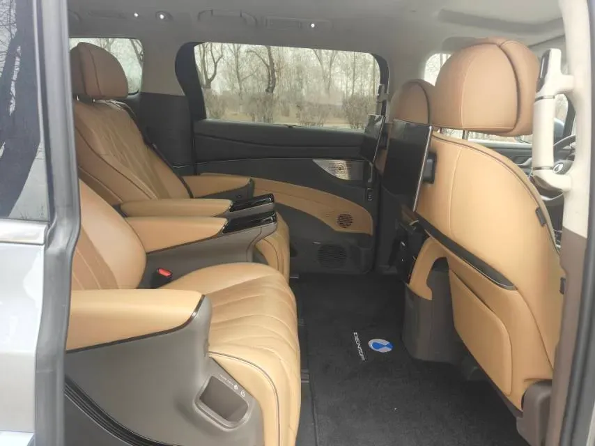 2022 HongQi HS7 3.0T 337HP V6 8AT,autocango,china used car exporter,china ev exporter,chinese used car exporter,chinese used ev exporter