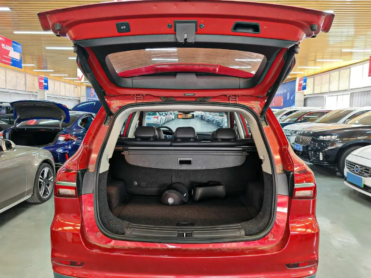 2018 Roewe RX5 2.0T 220HP L4 6DCT,autocango,china used car exporter,china ev exporter,chinese used car exporter,chinese used ev exporter