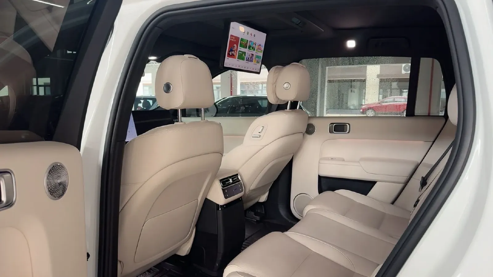 2025 Li L7 Range Extended 154HP REEV,autocango,china used car exporter,china ev exporter,chinese used car exporter,chinese used ev exporter