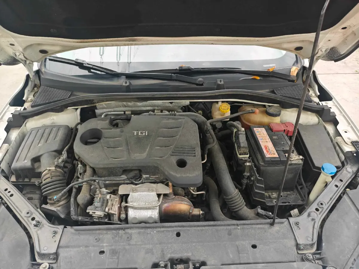 2020 Roewe i6 MAX 1.5T 173HP L4 7DCT,autocango,china used car exporter,china ev exporter,chinese used car exporter,chinese used ev exporter