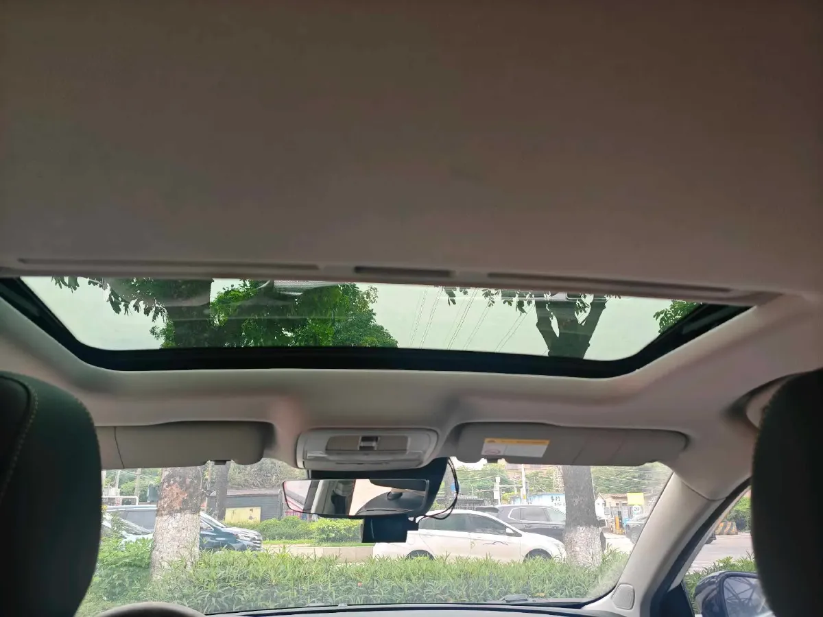 2020 Roewe i6 MAX 1.5T 173HP L4 7DCT,autocango,china used car exporter,china ev exporter,chinese used car exporter,chinese used ev exporter