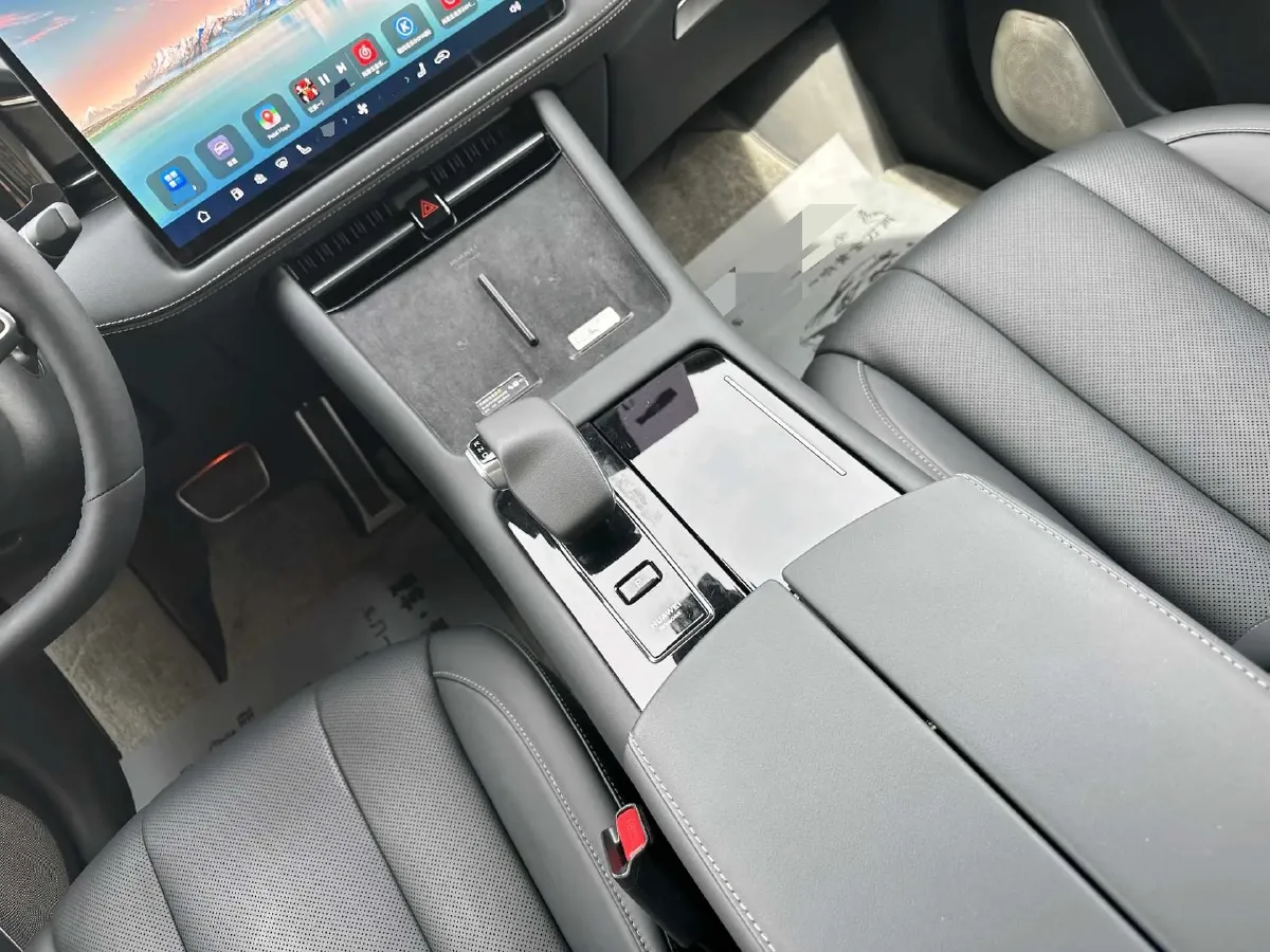 2024 Ford Transit 2.0T 143HP L4 9AT,autocango,china used car exporter,china ev exporter,chinese used car exporter,chinese used ev exporter