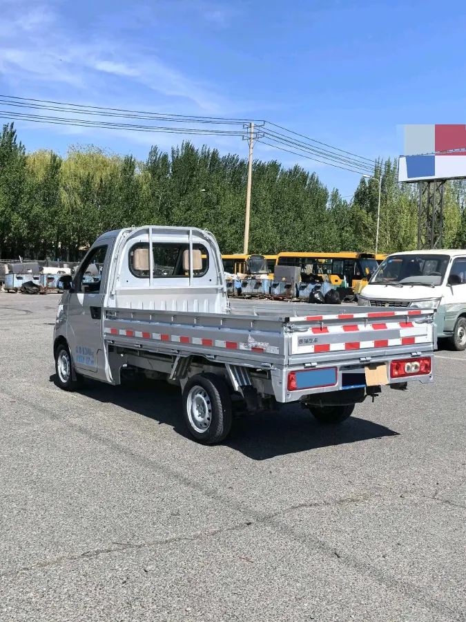 2021 Karry YouJin 1.5L 116HP L4 5MT,autocango,china used car exporter,china ev exporter,chinese used car exporter,chinese used ev exporter