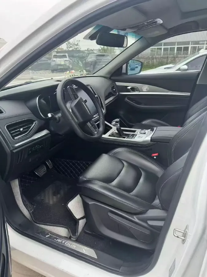 2020 Jetour X70 1.5T 156HP L4 6DCT,autocango,china used car exporter,china ev exporter,chinese used car exporter,chinese used ev exporter