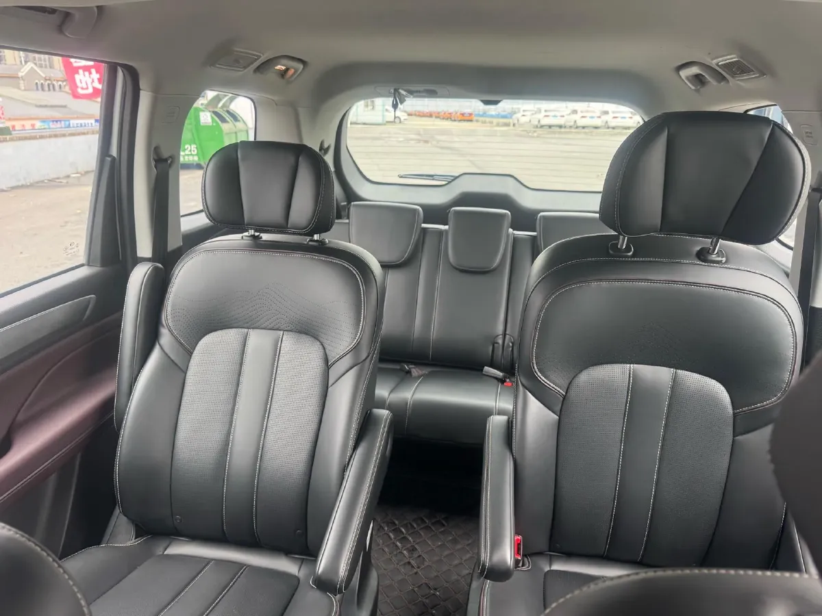 2023 GAC Trumpchi M6 1.5T 177HP L4 7DCT,autocango,china used car exporter,china ev exporter,chinese used car exporter,chinese used ev exporter