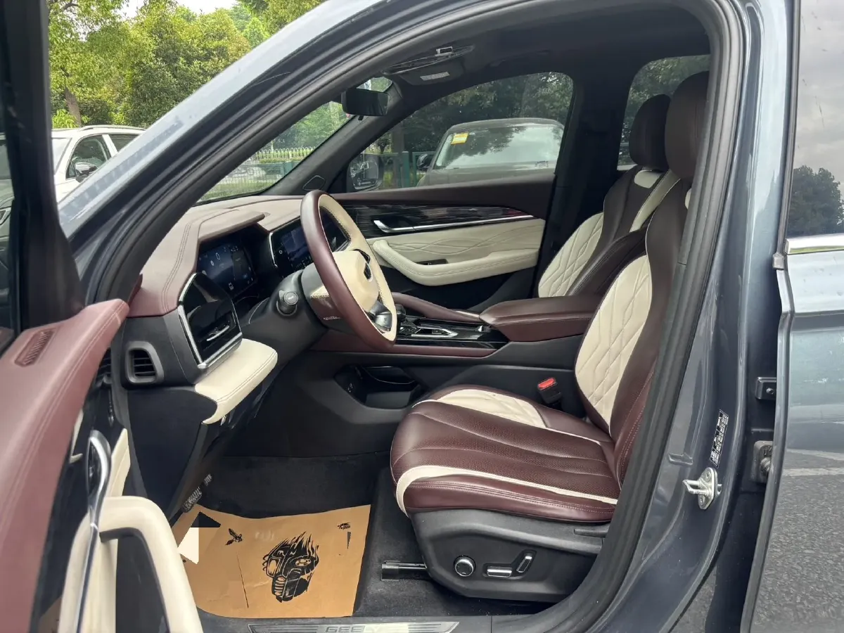 2021 Geely Monjaro 2.0T 218HP L4 7DCT,autocango,china used car exporter,china ev exporter,chinese used car exporter,chinese used ev exporter