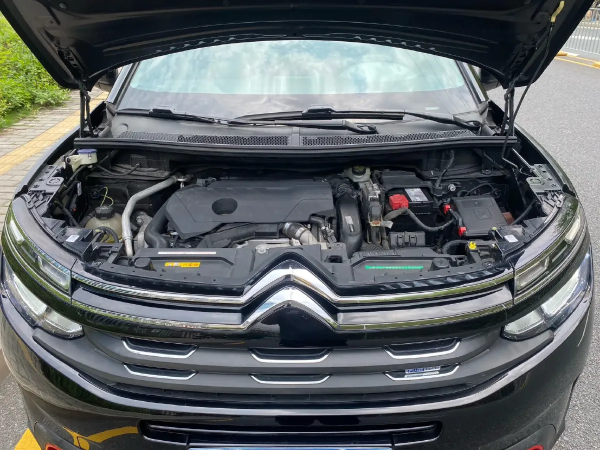 2020 Citroen C5 Aircross 1.6T 170HP L4 6AT,autocango,china used car exporter,china ev exporter,chinese used car exporter,chinese used ev exporter