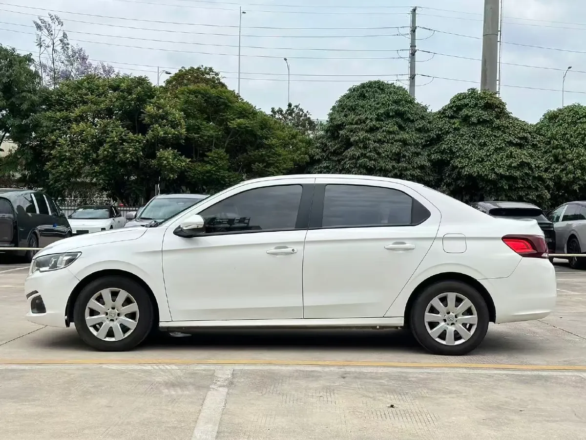 2017 Peugeot 301 1.6L 117HP L4 5MT,autocango,china used car exporter,china ev exporter,chinese used car exporter,chinese used ev exporter