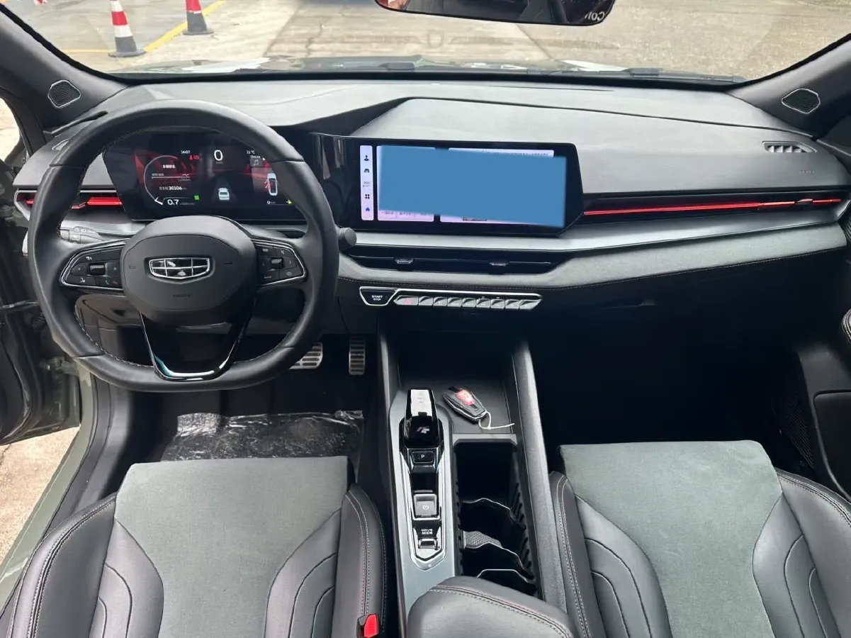 2022 Geely Binray 1.5T 181HP L4 7DCT,autocango,china used car exporter,china ev exporter,chinese used car exporter,chinese used ev exporter