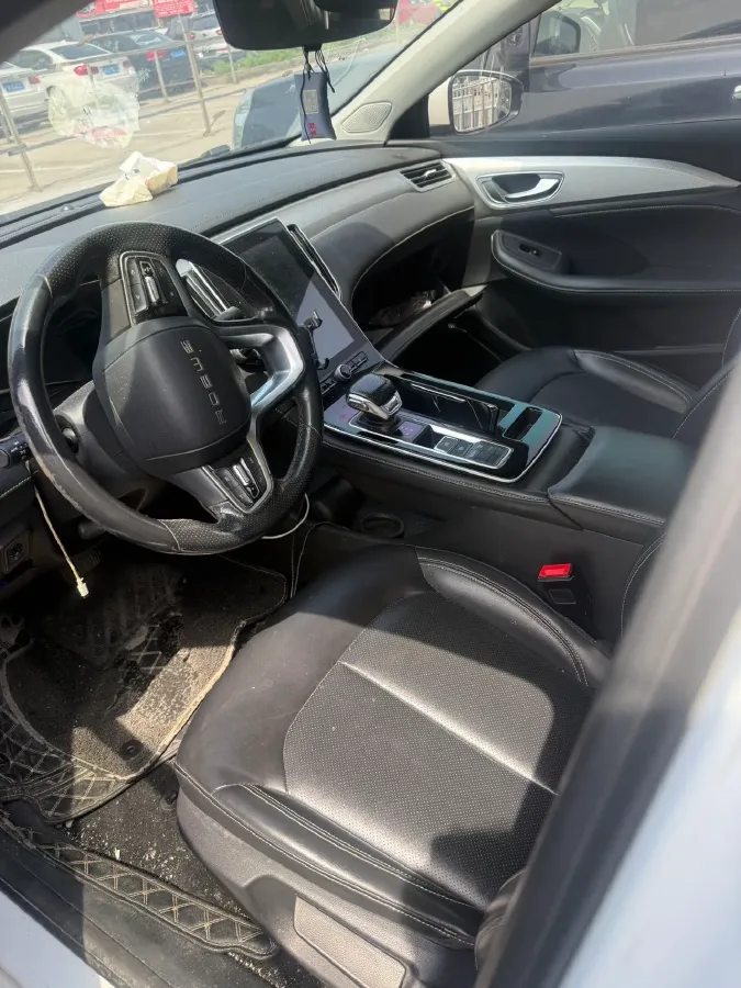 2022 JMC YuHu 7 2.0T 141HP L4 8AT,autocango,china used car exporter,china ev exporter,chinese used car exporter,chinese used ev exporter