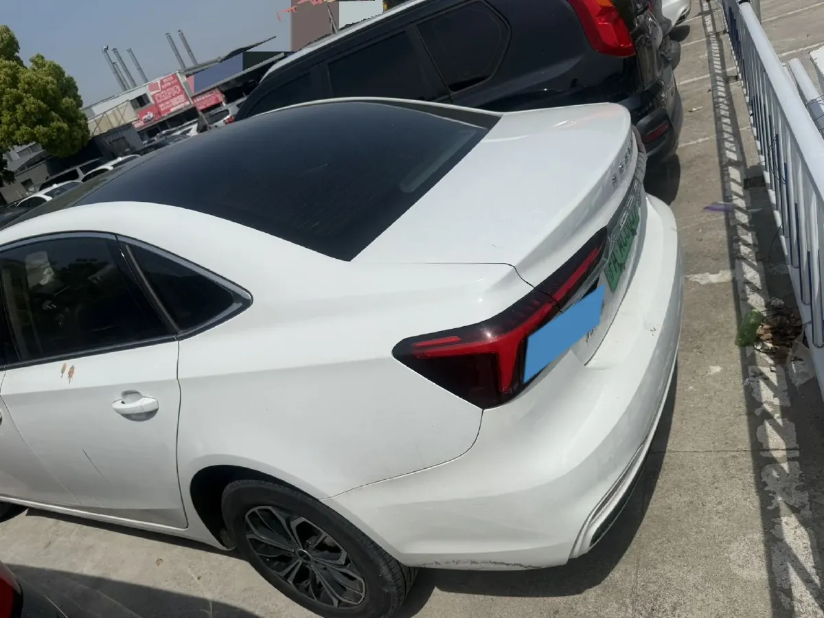 2022 JMC YuHu 7 2.0T 141HP L4 8AT,autocango,china used car exporter,china ev exporter,chinese used car exporter,chinese used ev exporter