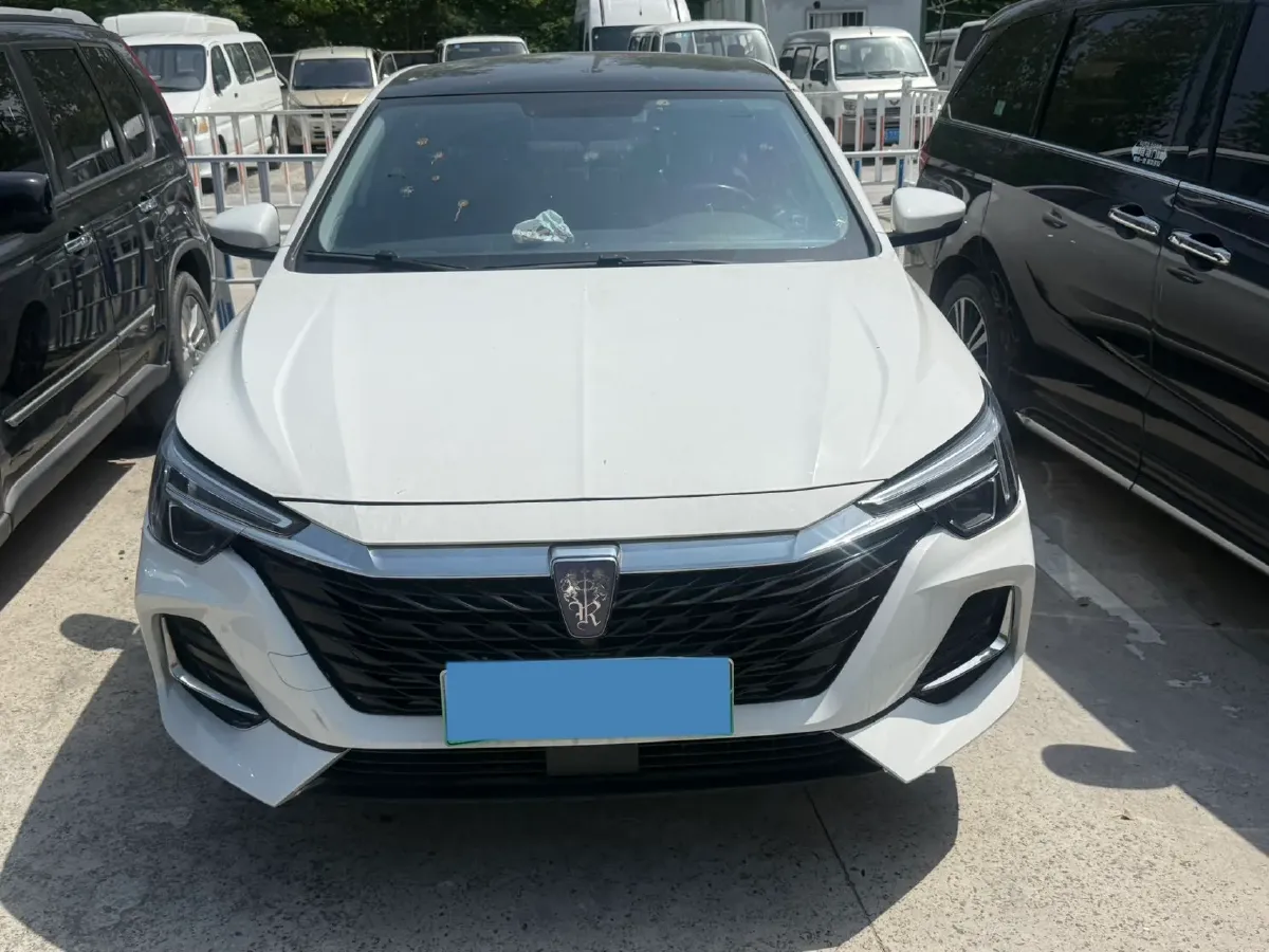 2022 JMC YuHu 7 2.0T 141HP L4 8AT,autocango,china used car exporter,china ev exporter,chinese used car exporter,chinese used ev exporter