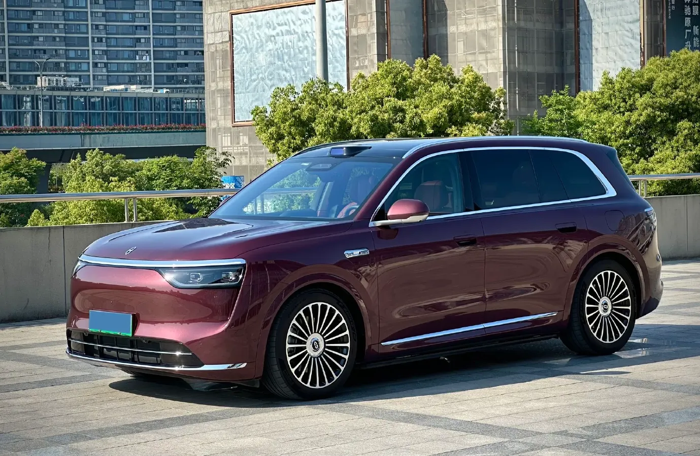 2025 AITO AITO M8 REEV 160HP REEV 53.4KWH,autocango,china used car exporter,china ev exporter,chinese used car exporter,chinese used ev exporter