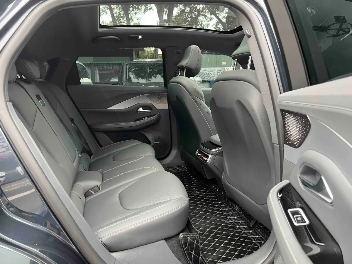 2023 ARCFOX αS BEV 65.6KWH,autocango,china used car exporter,china ev exporter,chinese used car exporter,chinese used ev exporter