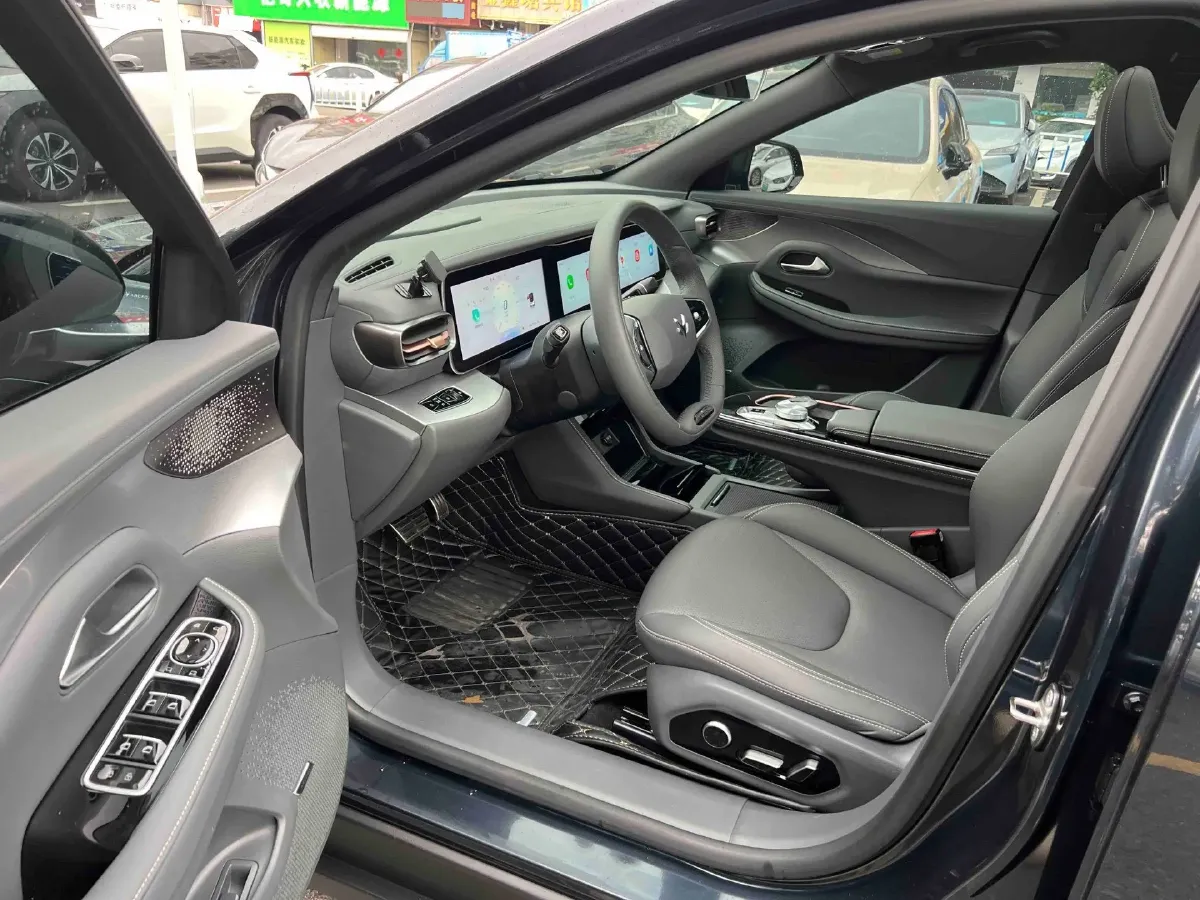 2023 ARCFOX αS BEV 65.6KWH,autocango,china used car exporter,china ev exporter,chinese used car exporter,chinese used ev exporter