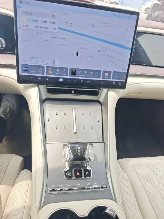 2024 Denza DenzaZ9GT 2.0T 207HP L4 E-CVT PHEV 38.5KWH,autocango,china used car exporter,china ev exporter,chinese used car exporter,chinese used ev exporter