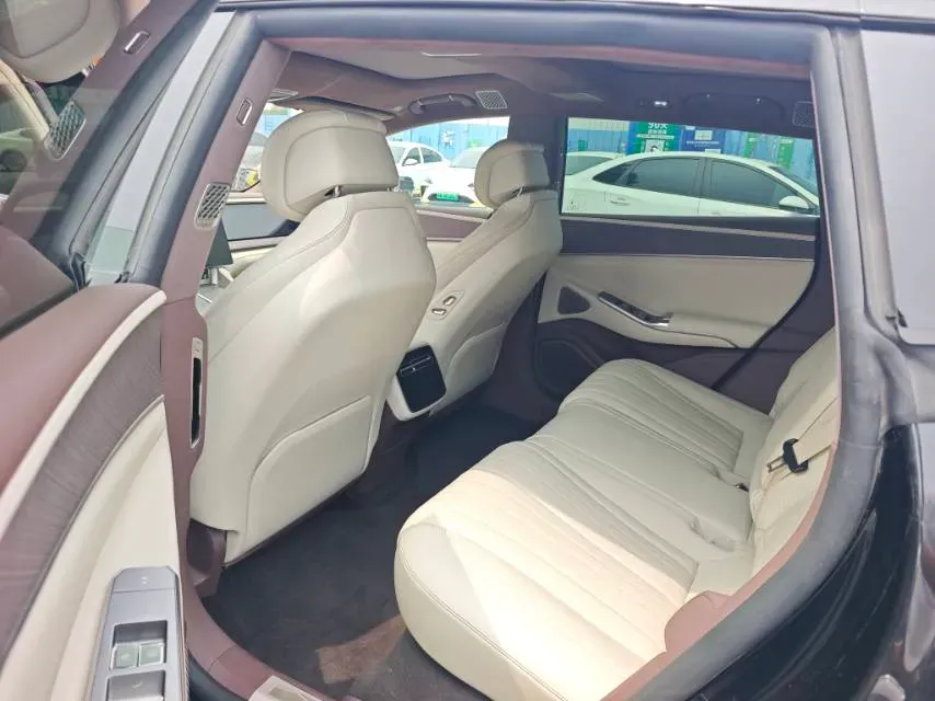 2024 Denza DenzaZ9GT 2.0T 207HP L4 E-CVT PHEV 38.5KWH,autocango,china used car exporter,china ev exporter,chinese used car exporter,chinese used ev exporter