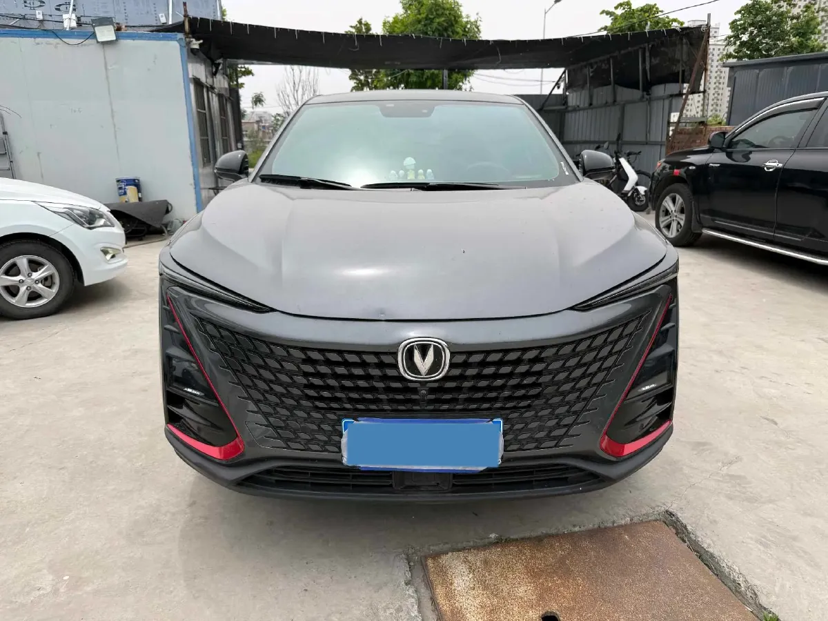 2020 ChangAn UNI-T 1.5T 180HP L4 7DCT,autocango,china used car exporter,china ev exporter,chinese used car exporter,chinese used ev exporter