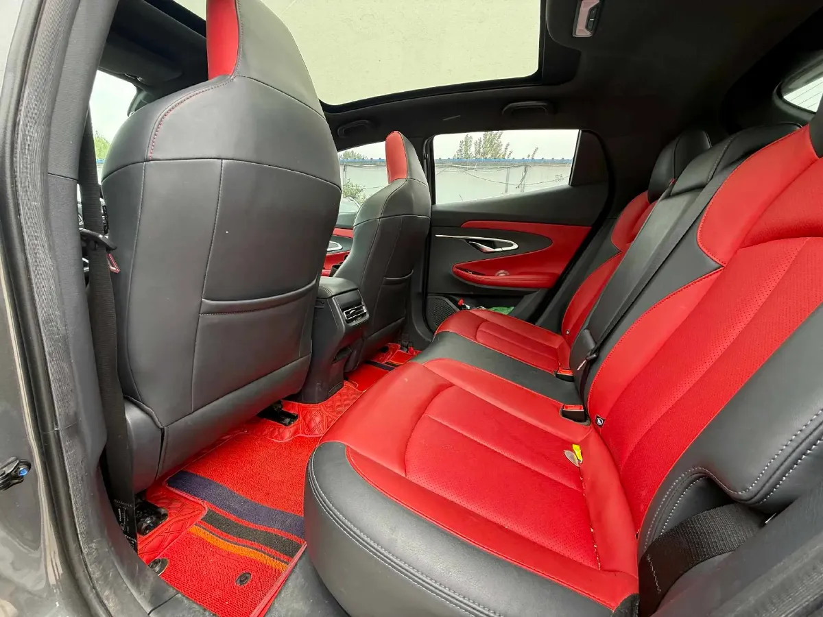 2020 ChangAn UNI-T 1.5T 180HP L4 7DCT,autocango,china used car exporter,china ev exporter,chinese used car exporter,chinese used ev exporter