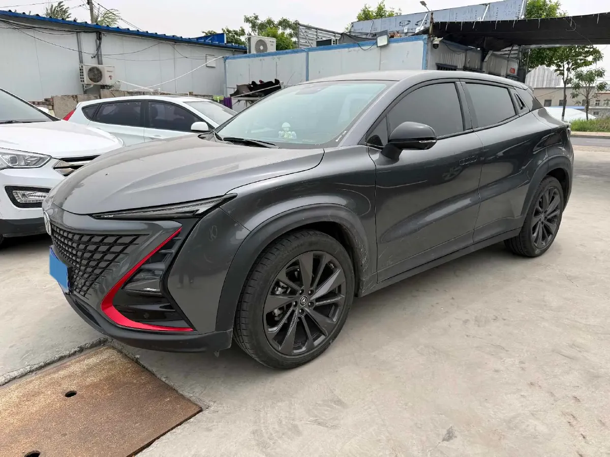 2020 ChangAn UNI-T 1.5T 180HP L4 7DCT,autocango,china used car exporter,china ev exporter,chinese used car exporter,chinese used ev exporter