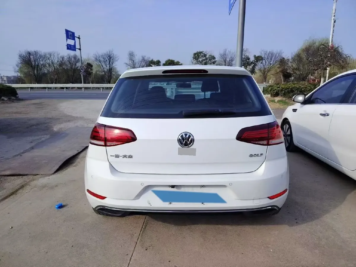 2018 Volkswagen Golf 1.2T 116HP L4 7DCT,autocango,china used car exporter,china ev exporter,chinese used car exporter,chinese used ev exporter