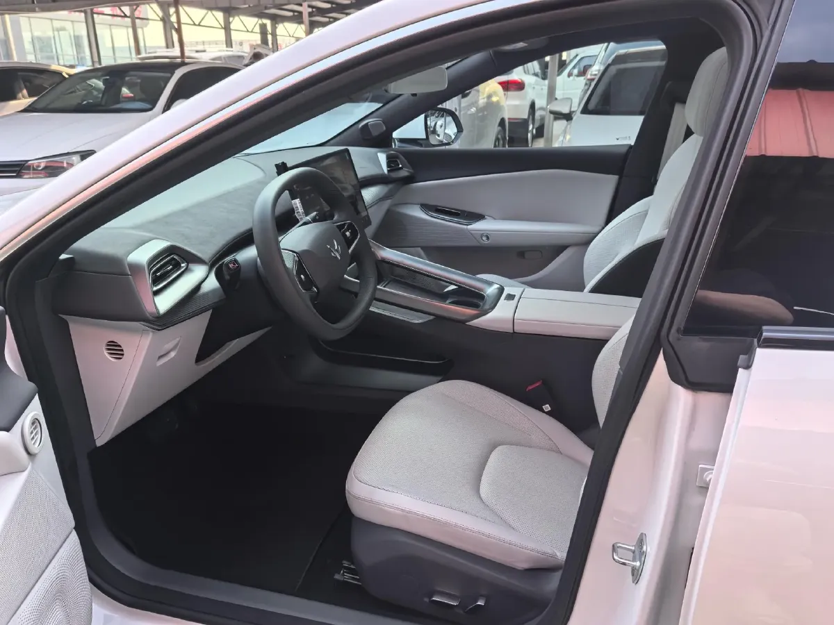 2025 ARCFOX αS5 BEV,autocango,china used car exporter,china ev exporter,chinese used car exporter,chinese used ev exporter