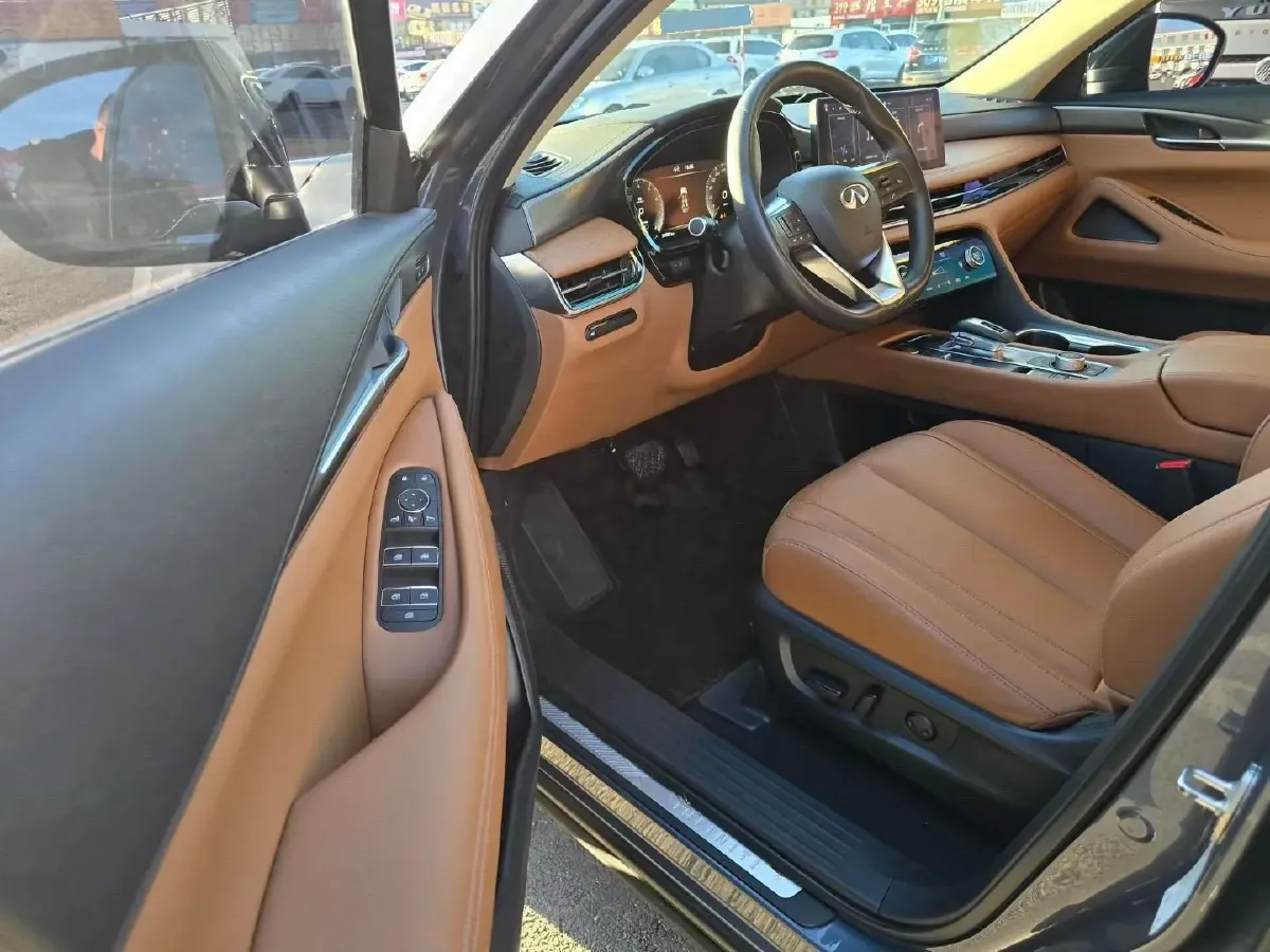 2024 Infiniti QX60 2.0T 252HP L4 9AT,autocango,china used car exporter,china ev exporter,chinese used car exporter,chinese used ev exporter