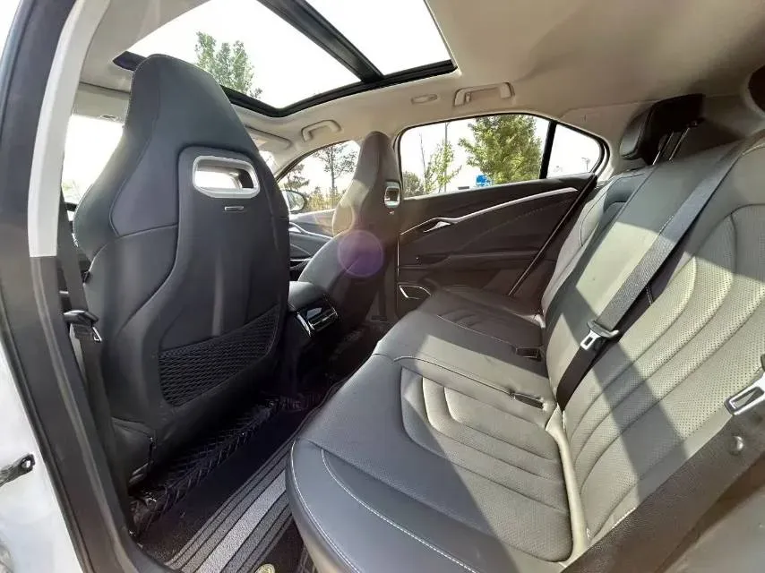 2022 MAXUS D60 1.5T 169HP L4 7DCT,autocango,china used car exporter,china ev exporter,chinese used car exporter,chinese used ev exporter