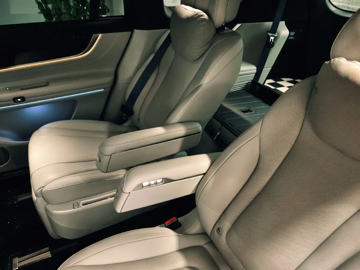 2024 HIMA AITO M9 1.5T 152HP L4 REEV 52KWH,autocango,china used car exporter,china ev exporter,chinese used car exporter,chinese used ev exporter