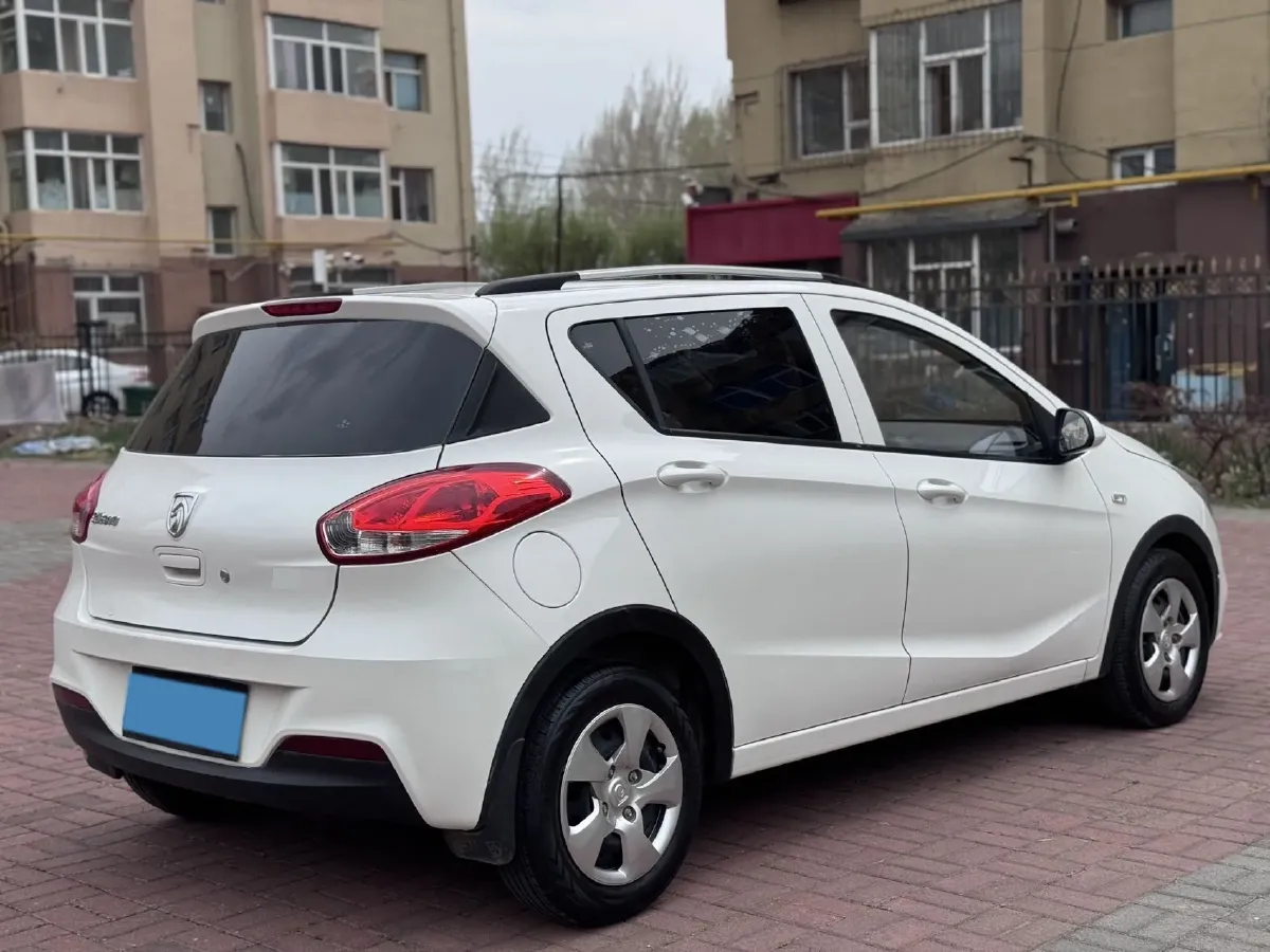 2016 BaoJun 310 1.2L 82HP L4 5MT,autocango,china used car exporter,china ev exporter,chinese used car exporter,chinese used ev exporter