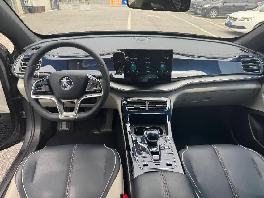 2025 BYD Qin Plus BEV 57.6KWH,autocango,china used car exporter,china ev exporter,chinese used car exporter,chinese used ev exporter